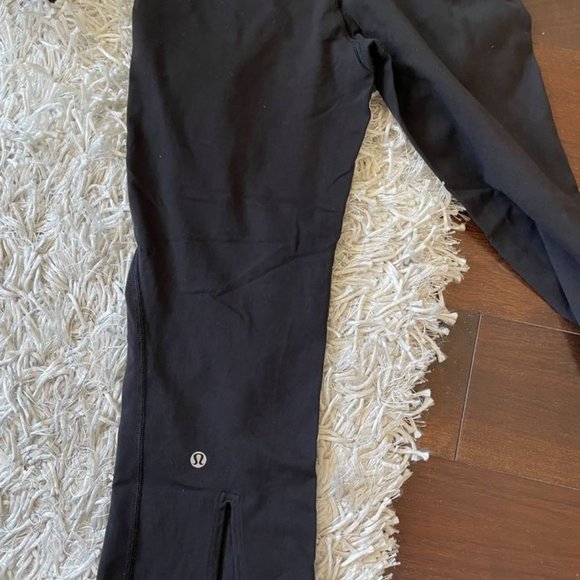 Lululemon Tadasana slit crop - Picture 3 of 3